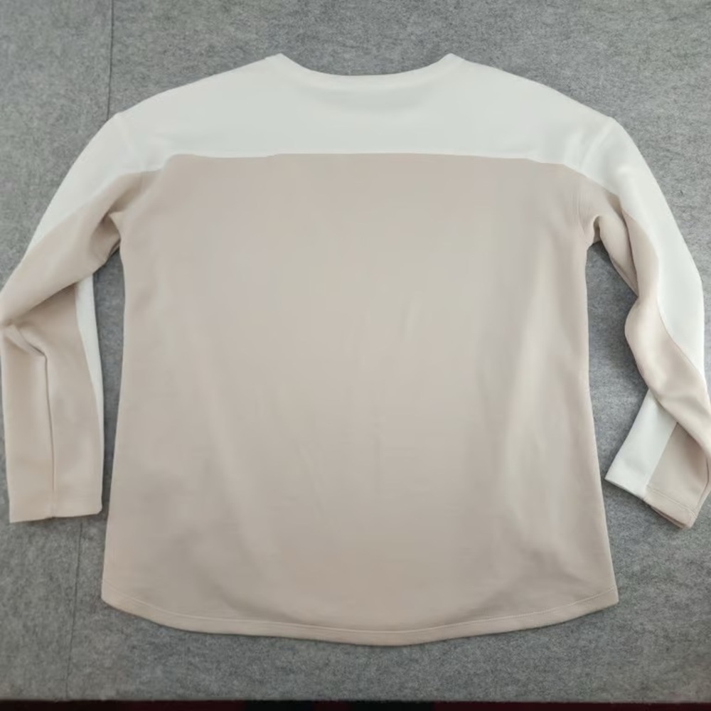 Women's Two-Tone Crew Neck Top in Beige and Cream